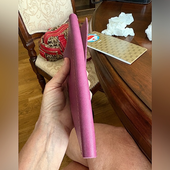 Portland Leather Purple rancher wallet EUC - Picture 10 of 10